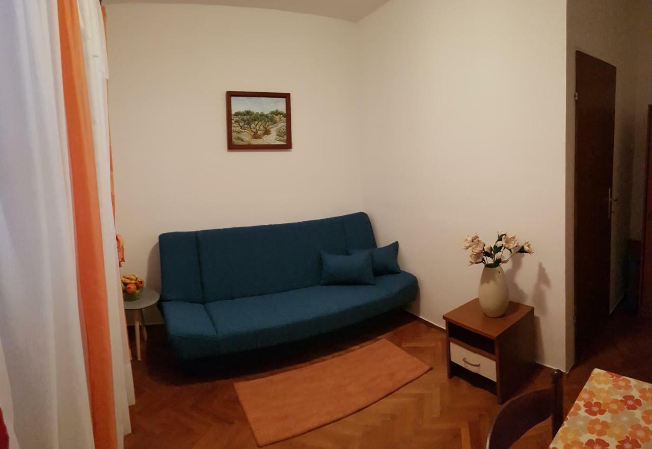 Apartment Muzic Mali Lošinj Esterno foto