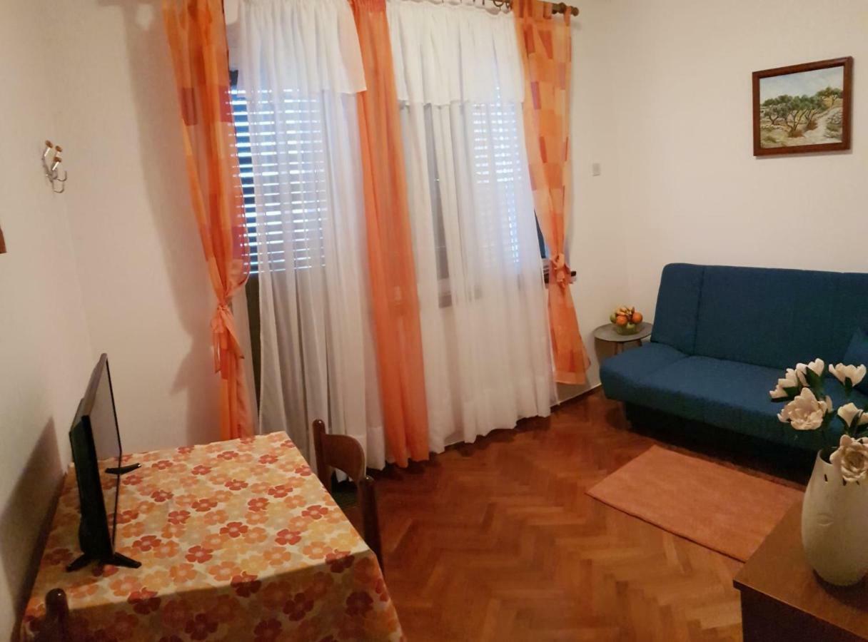 Apartment Muzic Mali Lošinj Esterno foto