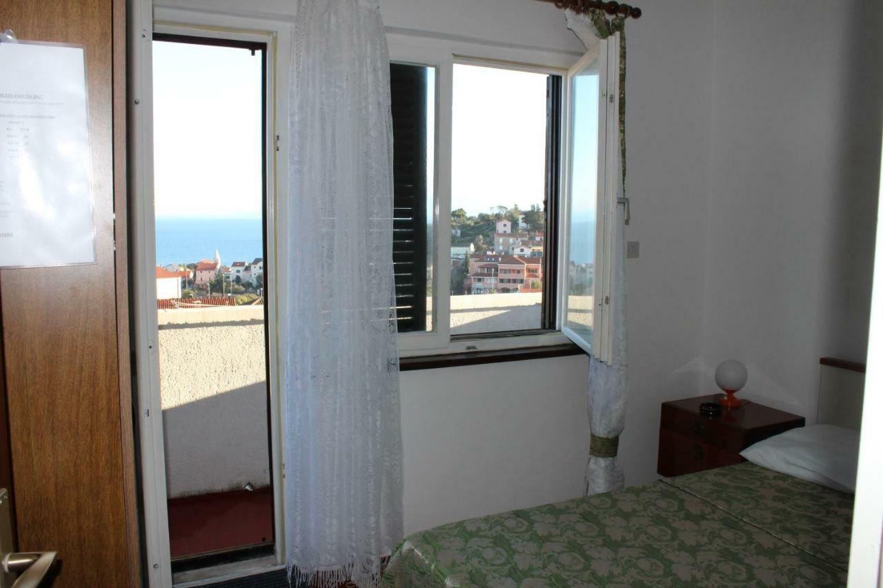 Apartment Muzic Mali Lošinj Esterno foto