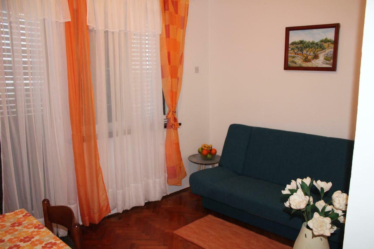 Apartment Muzic Mali Lošinj Esterno foto
