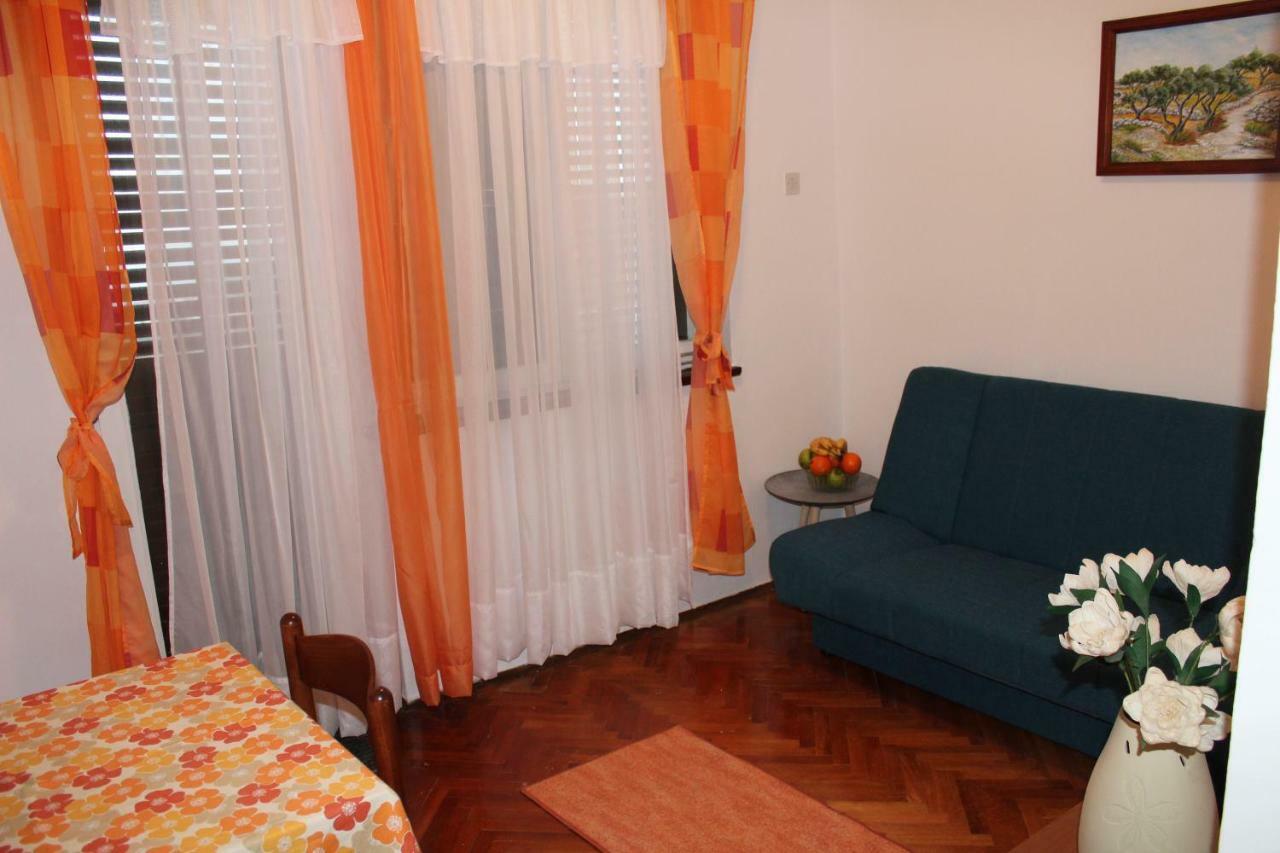 Apartment Muzic Mali Lošinj Esterno foto